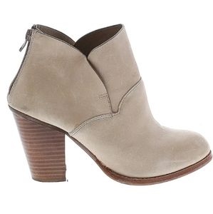 Gianni Bini Leather Stacked Heel Ankle Booties Taupe 9M